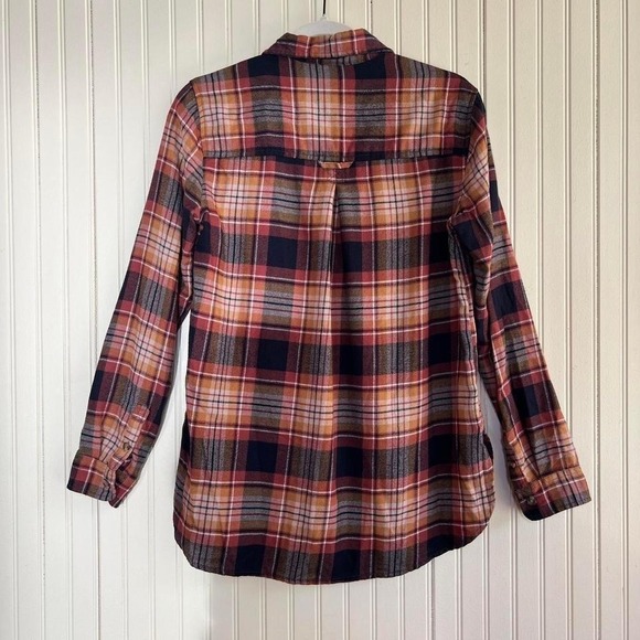 American Eagle Boyfriend Fit - Ah-Mazingly Soft Plaid button down - Size S - - Picture 2 of 6
